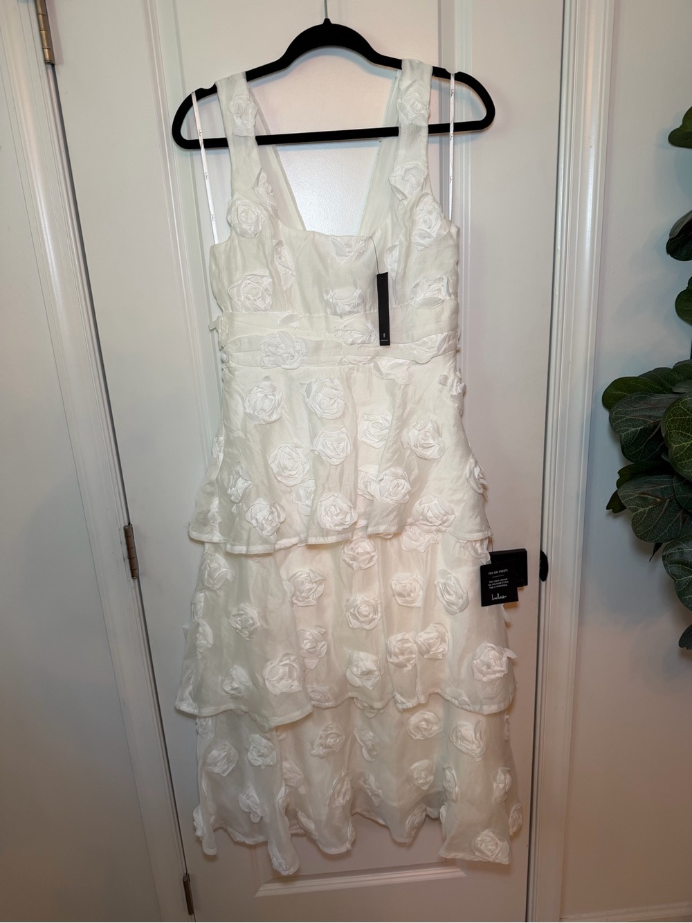Lulu's Ivory Rose Appliqué Tiered Midi Dress